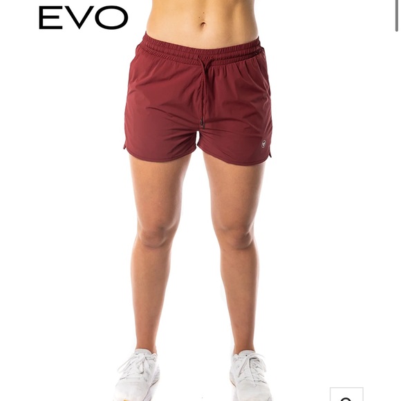 alpha forward Pants - alpha forward evo shorts in crimson - size medium (v2)